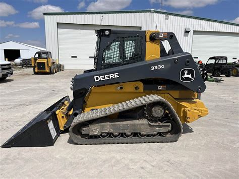 333 deere deluxe skid steer|john deere 333g track size.